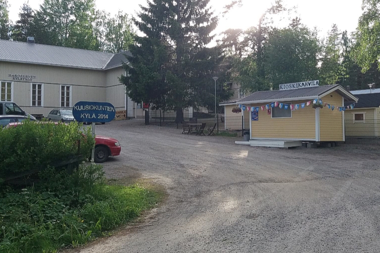 Hakojärven kylätalon kahviossa Kekrilounas (borssikeitto, leipä, levite ja juoma) lauantaina 8.11.2025 klo 12-14 tai niin kauan kuin keittoa riittää.