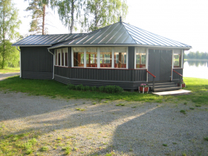 Karaoke-tanssit Siikinniemen rantalavalla Alavuden Sapsalammilla lauantaina 24.7.2021 klo 19-24 Karaoke-tanssit Siikinniemen rantalavalla Alavuden Sapsalammilla lauantaina 24.7.2021 klo 19-24