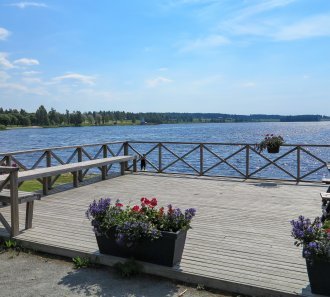 Alavuden 4H:n kesäkahvila Huhtalavalla Alavuden Rantapuistossa on avoinna 2.6.-3.8.2025 joka päivä klo 12-18. Juhannuksena pe-su suljettu.