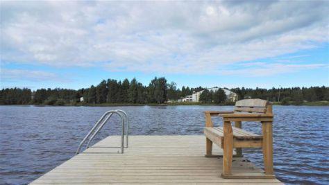 Vauhdin hurmaa ja luonnonrauhaa